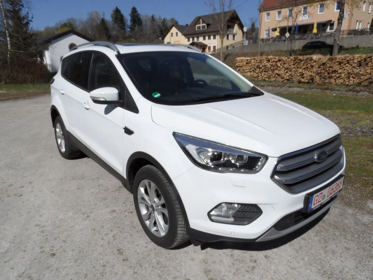 Kuga Titanium,2.0TDCI,4x4,Pano,Navi,Kamera,