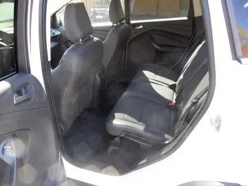 Kuga Titanium,2.0TDCI,4x4,Pano,Navi,Kamera,