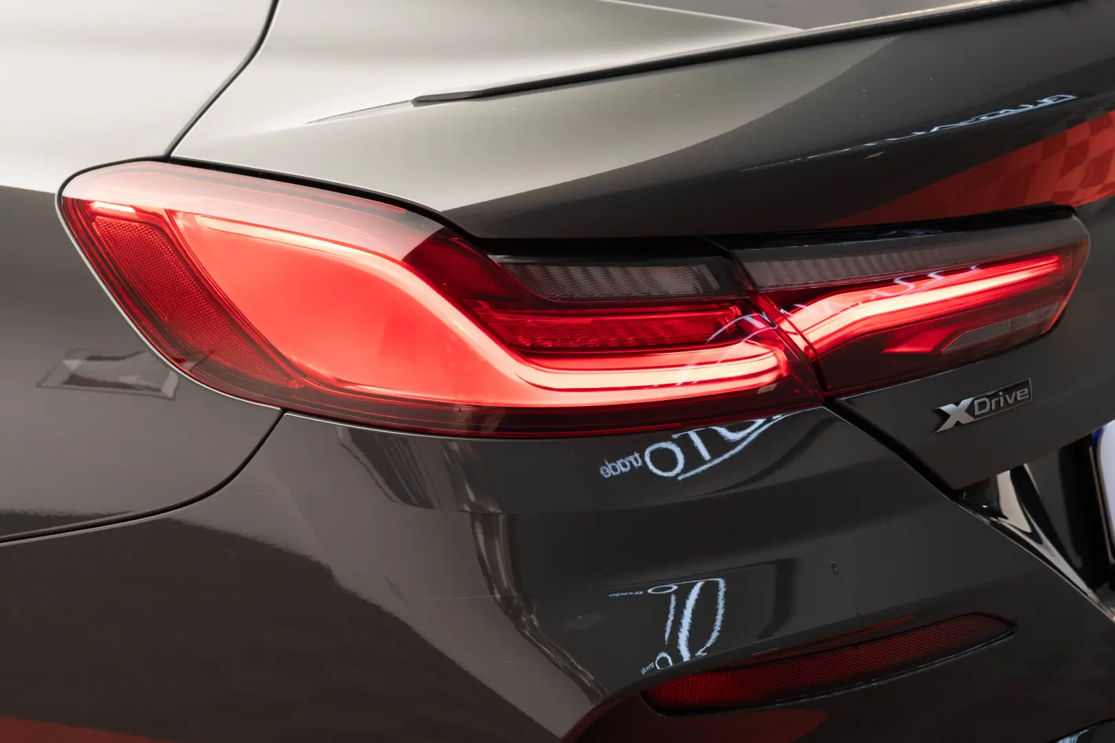 M850i xDrive Coupé Head-Up DAB