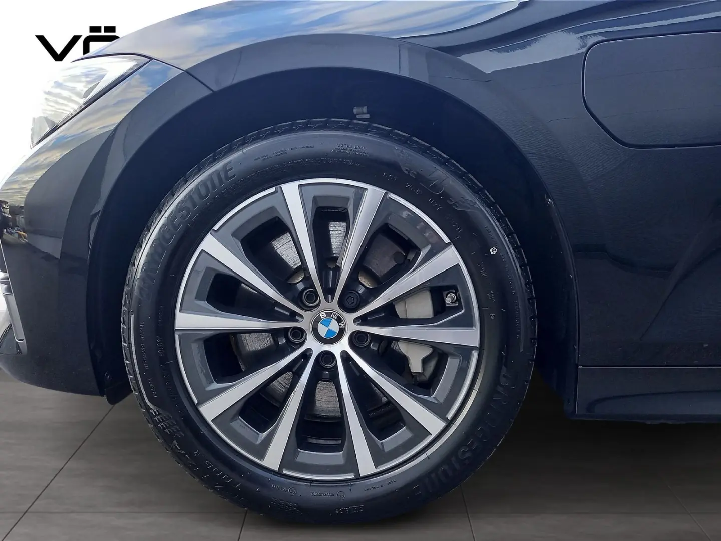 330e xDrive Limousine Leder Innovationspaket