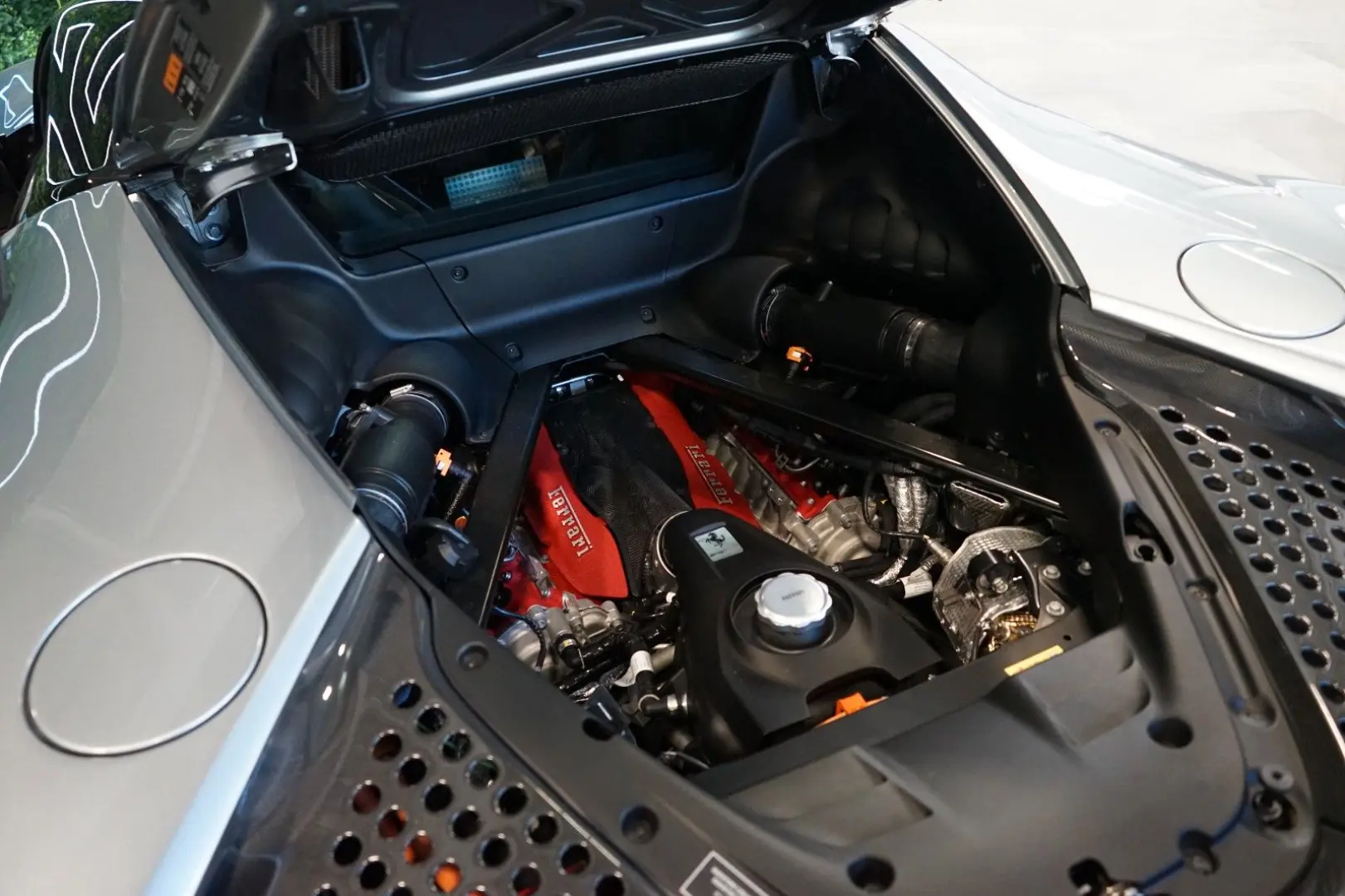 Ferrari SF90 Stradale*LIFT*JBL*ADAS*CARBON*