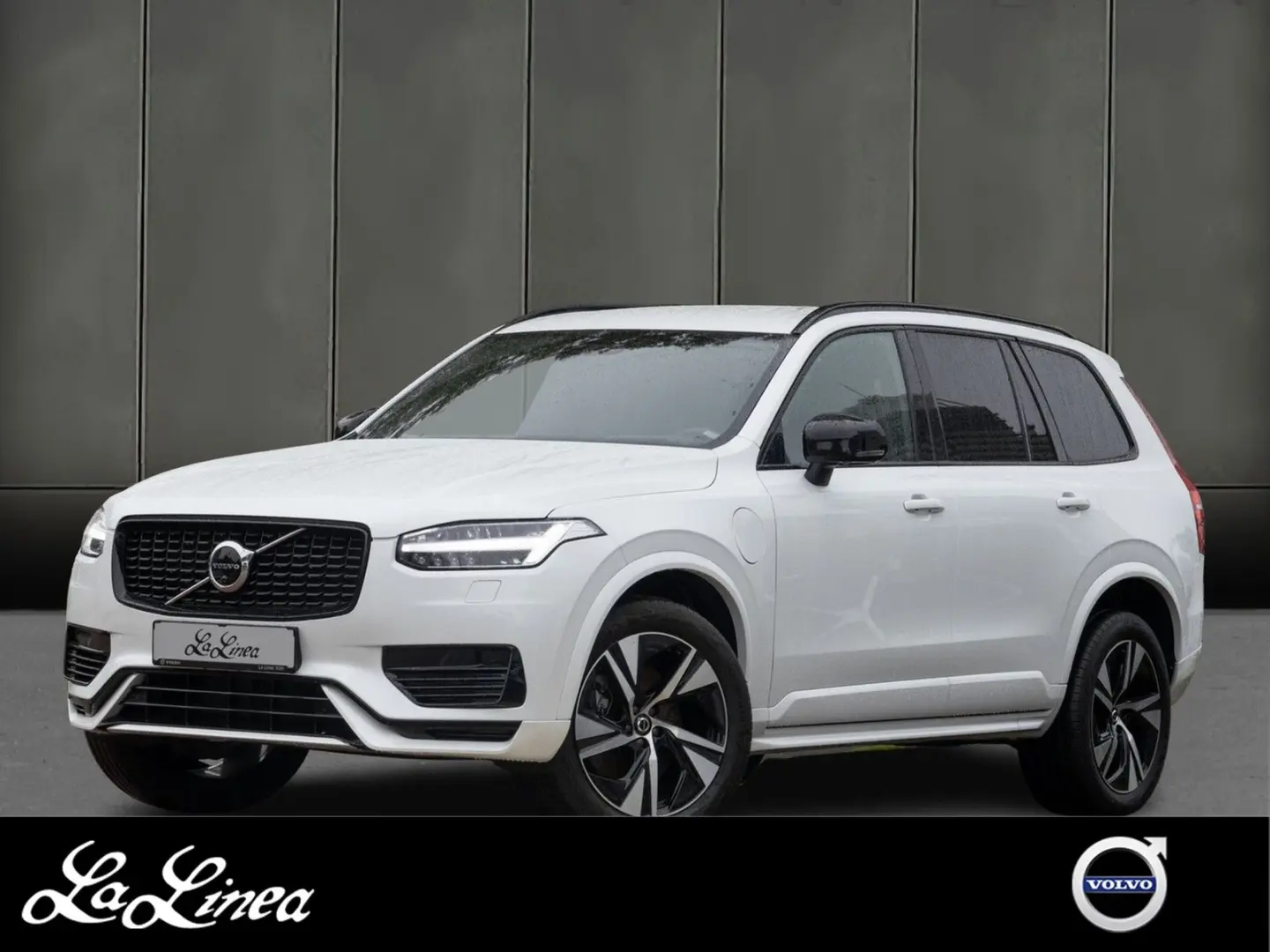 XC90 T8 Recharge AWD R Design NP:91.300,-//FOUR-