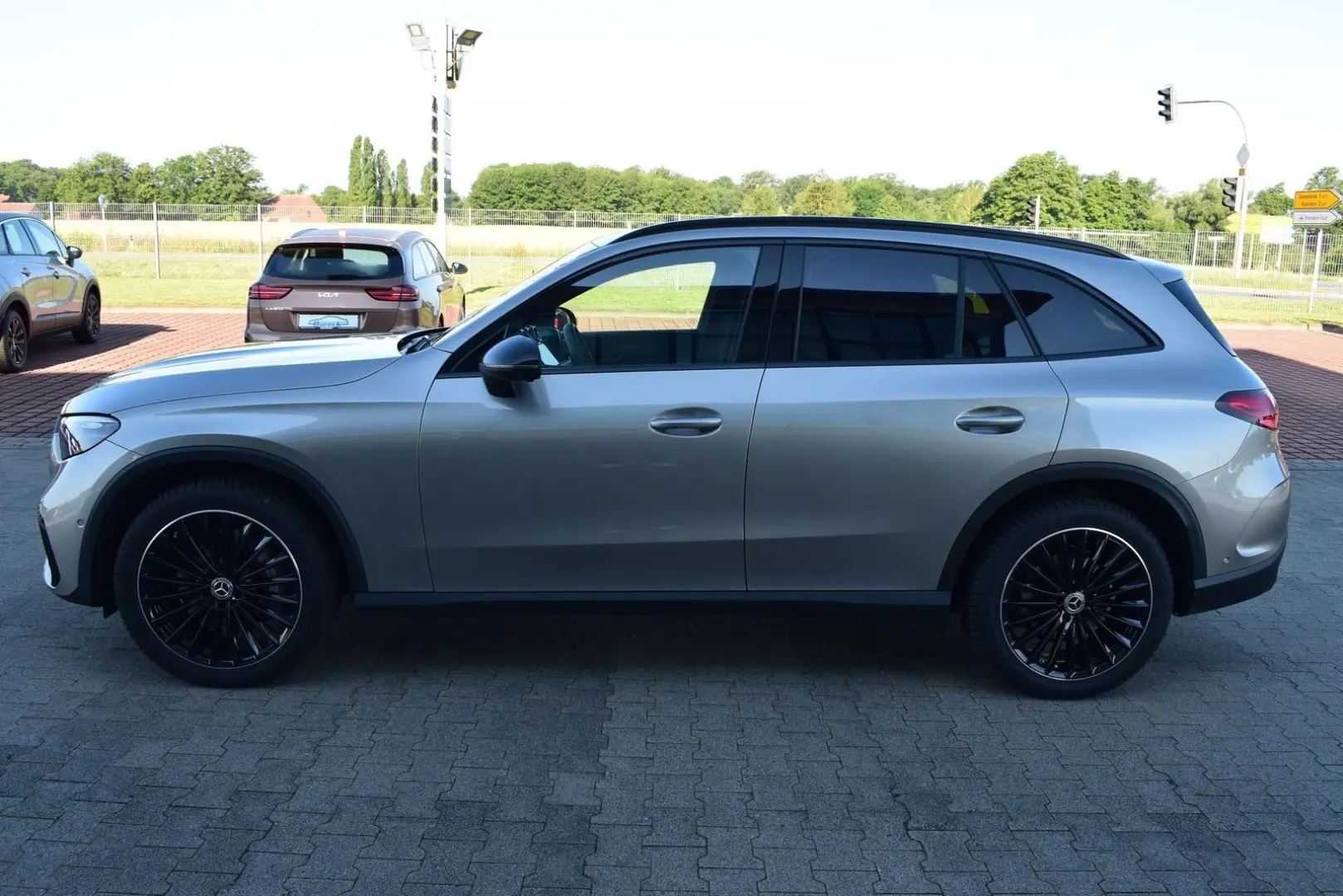 GLC 300 AMG-Line LED/Navi/AHK/360-Grad/NP: 81 T€