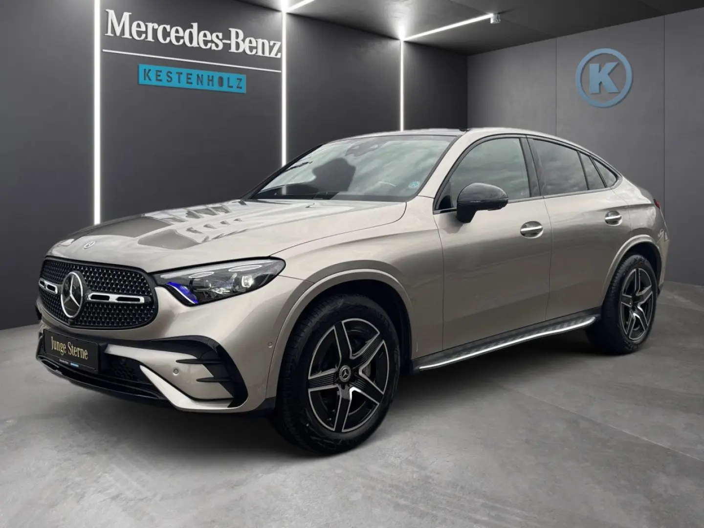 GLC 300 Cp. 4M AMG Fahrass 360° Pano Burmester
