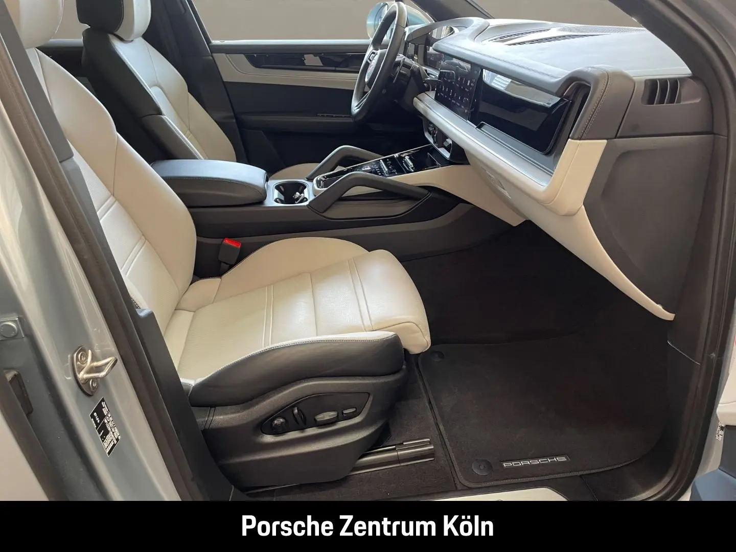 Cayenne BOSE Luftfederung Panoramadach InnoDrive