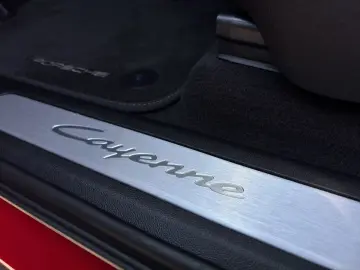Cayenne E-Hybrid | InnoDrive | Massagefunktion |