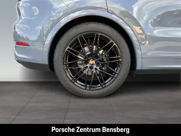 Cayenne Coupé SportDesign AHK 18W LuftFeder Matr