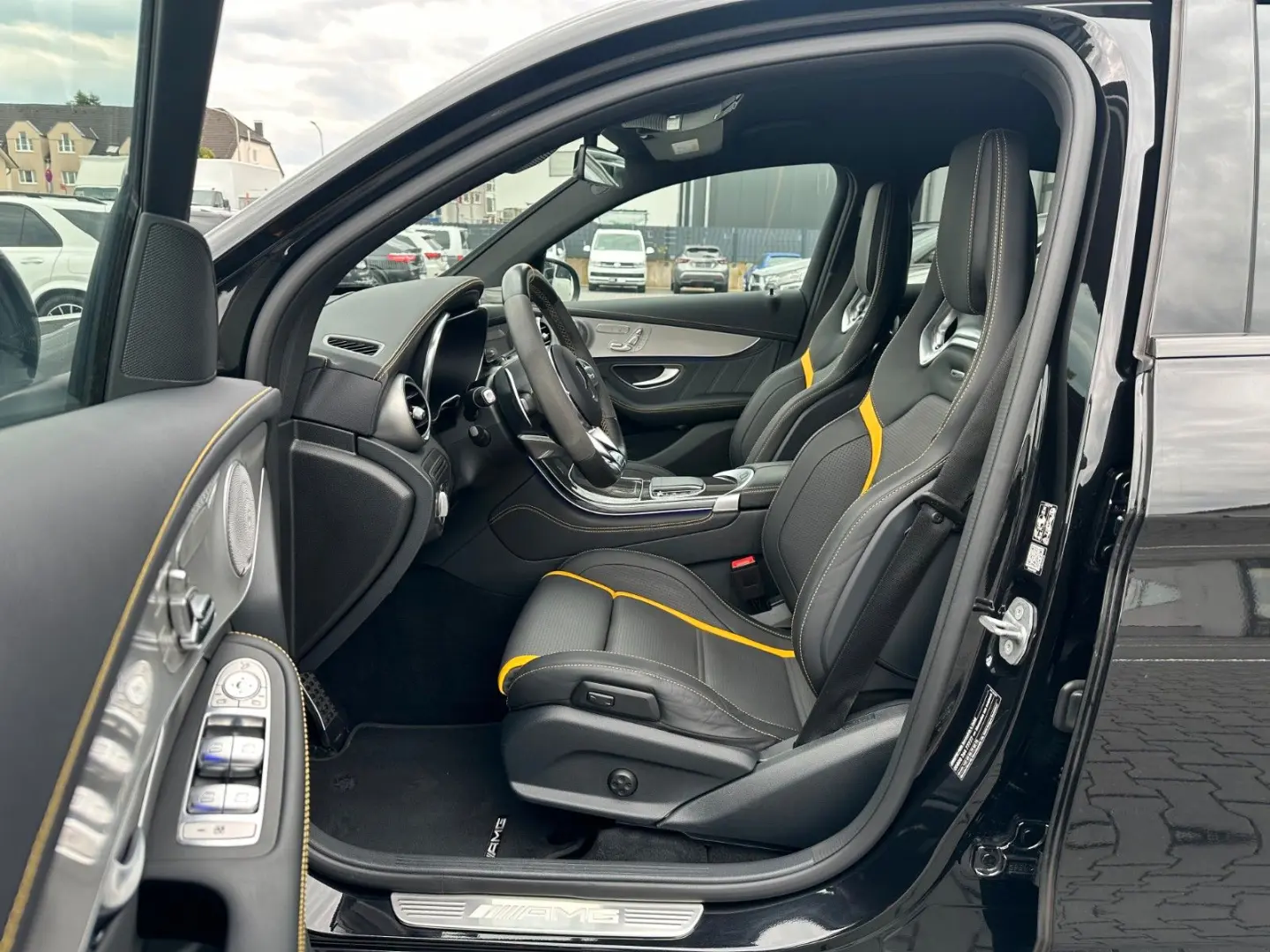 GLC*63S*AMG*4M*PERFORMANCE-SITZE*AERO-DYNAMIK*