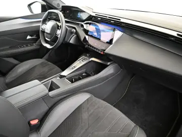 408 1.6 180 PHEV e-EAT8 GT LED/NAVI/ALARM/19