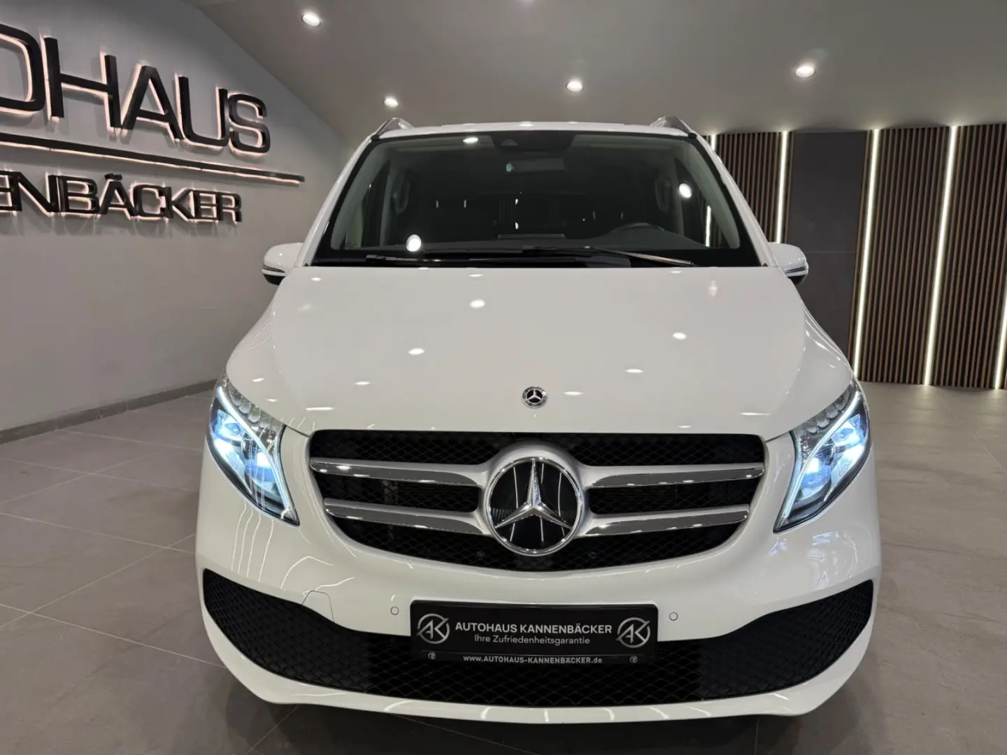 V 220  d EDITION lang *LED*TOTWINKEL*SPURASS.AHK