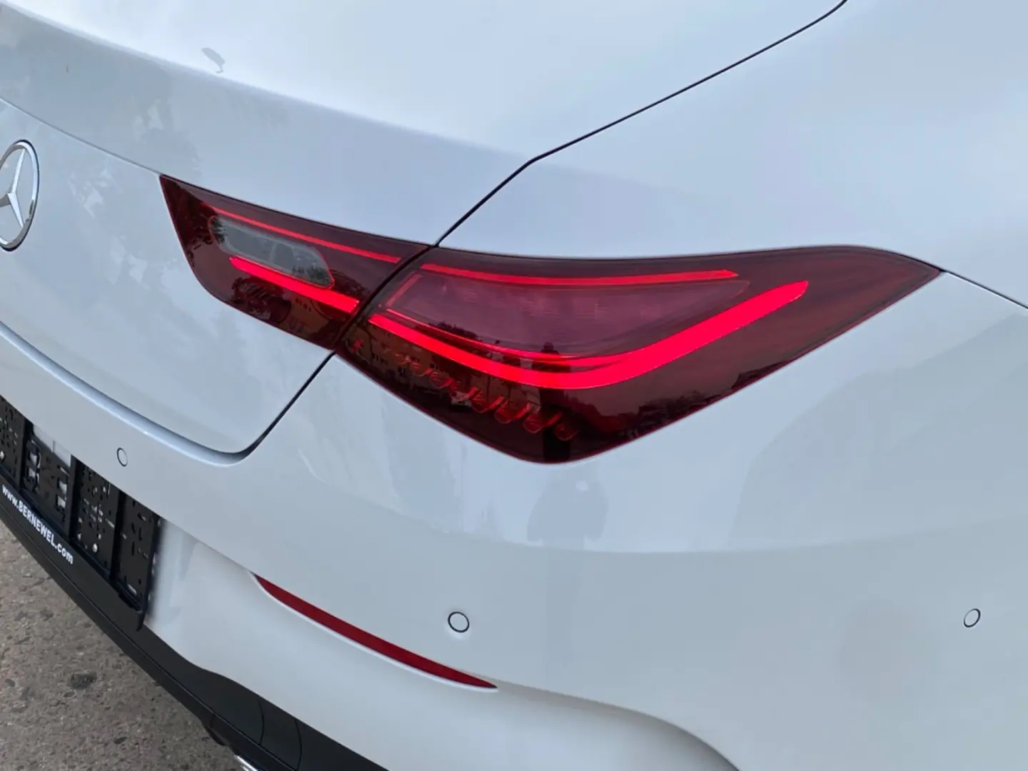 CLA200 AMG Panorama_MBUX_KeylessGo_Leder_Distron