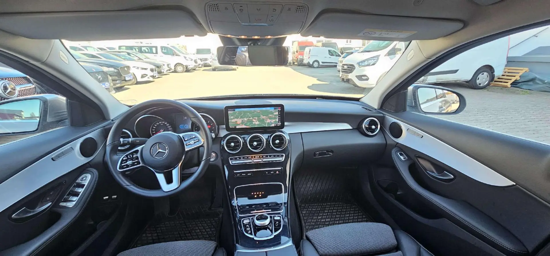 C 300 C 300 e 4Matic Navi*Kamera*LED*1Hand