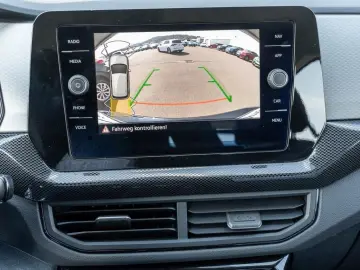 T-Cross 1.5 TSI DSG Life AHK, Rear-View