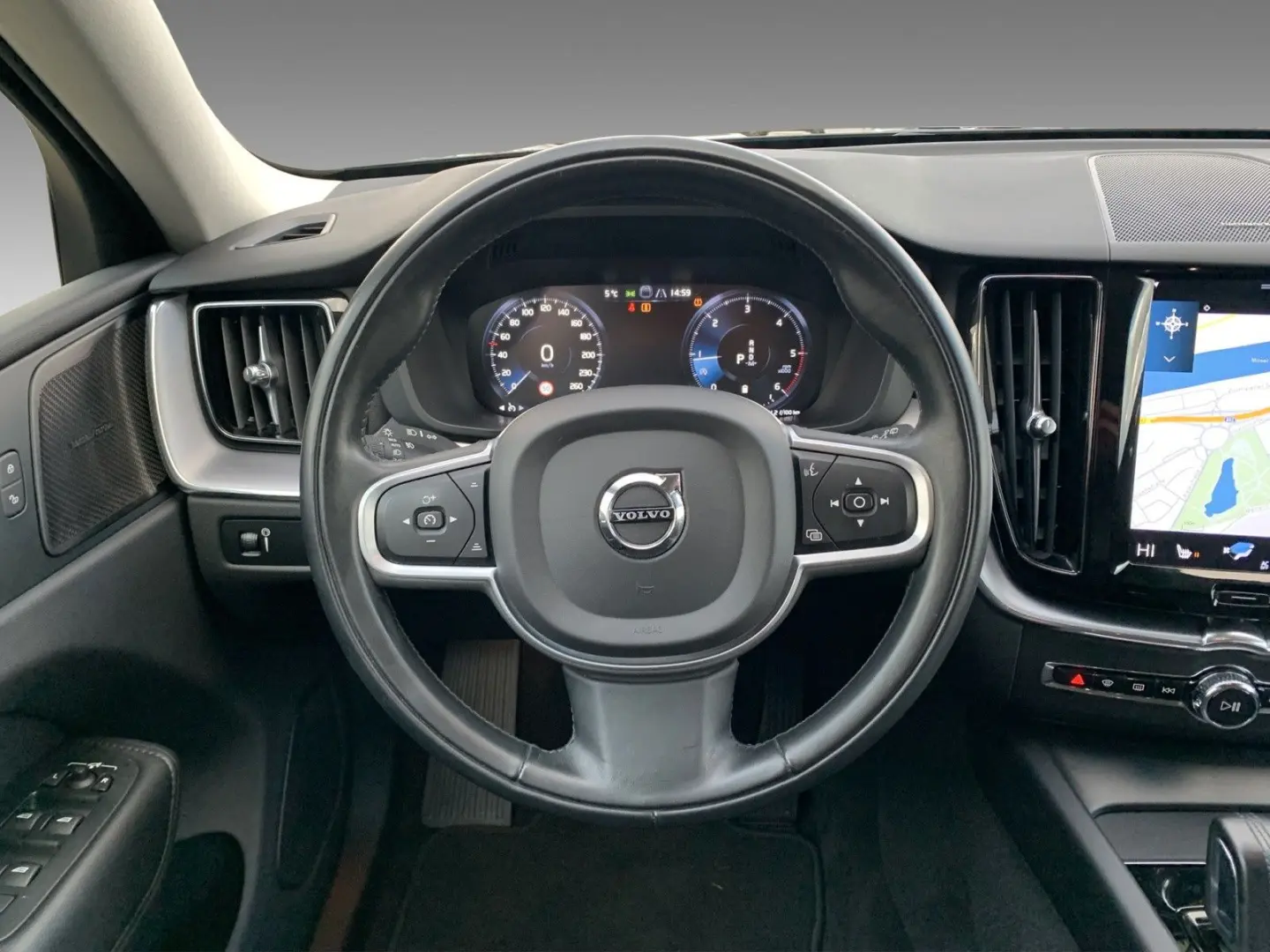XC 60 B4 D Momentum Pro AWD+WINTER PAKET+19