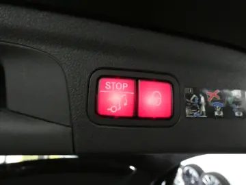 GLE 300 d AMG*MBUX NAVI*LED*AMBIENTE*PANO*IHC