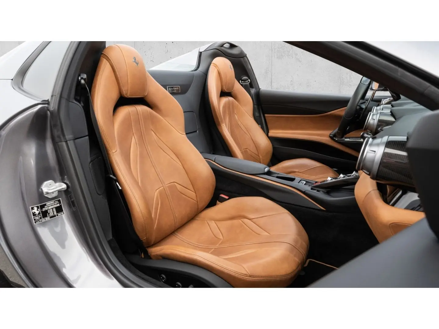Ferrari 812 GTS *TAILOR-MADE*Vintage*Carbon*