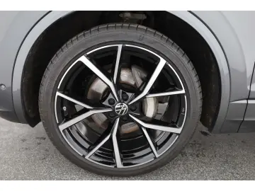 Touareg 3.0 TDI V6 4Mot. R-Line Black Style AHK