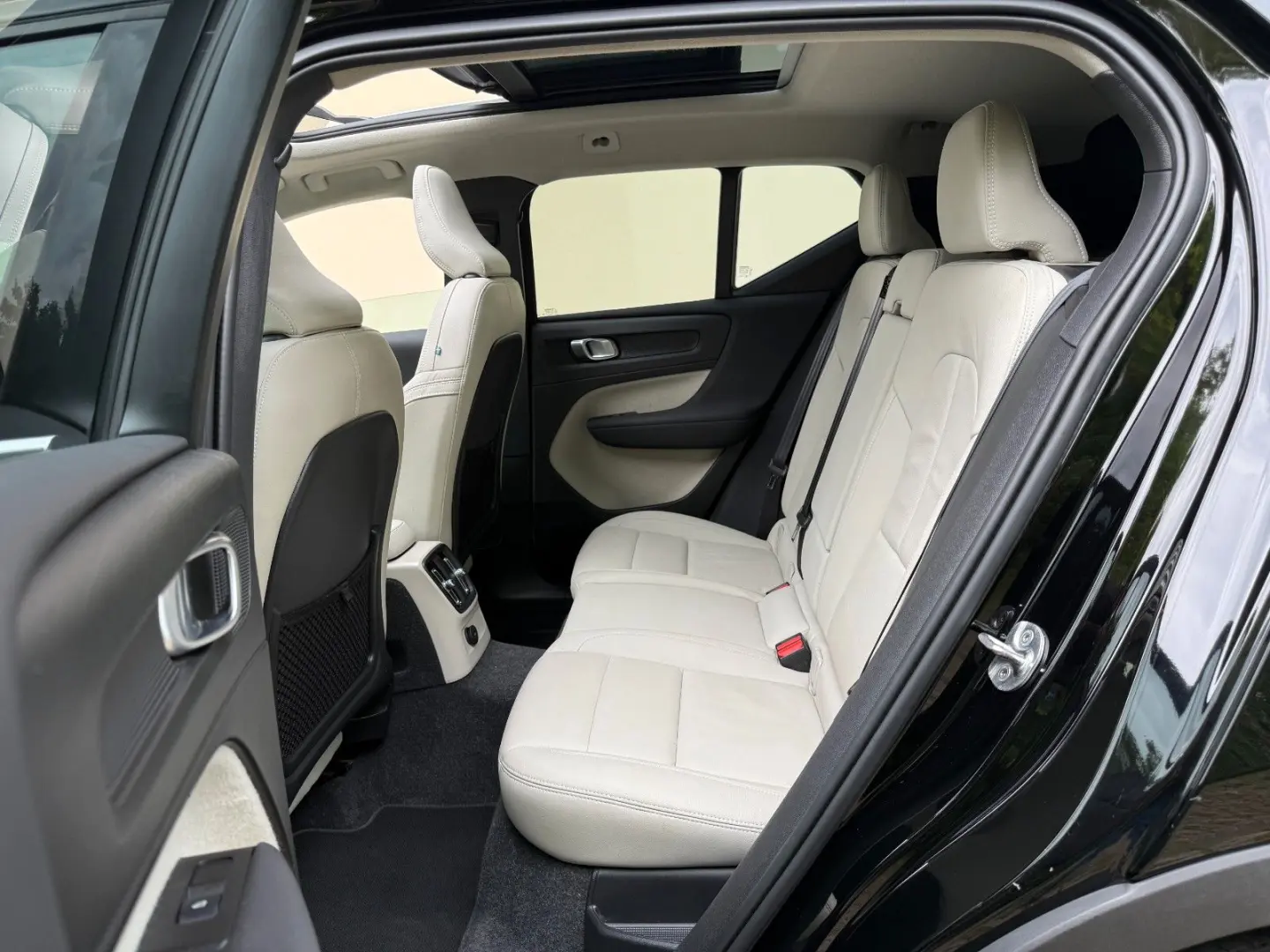 XC 40 T4 Inscription Plug-In-Hy Kam Leder Pano