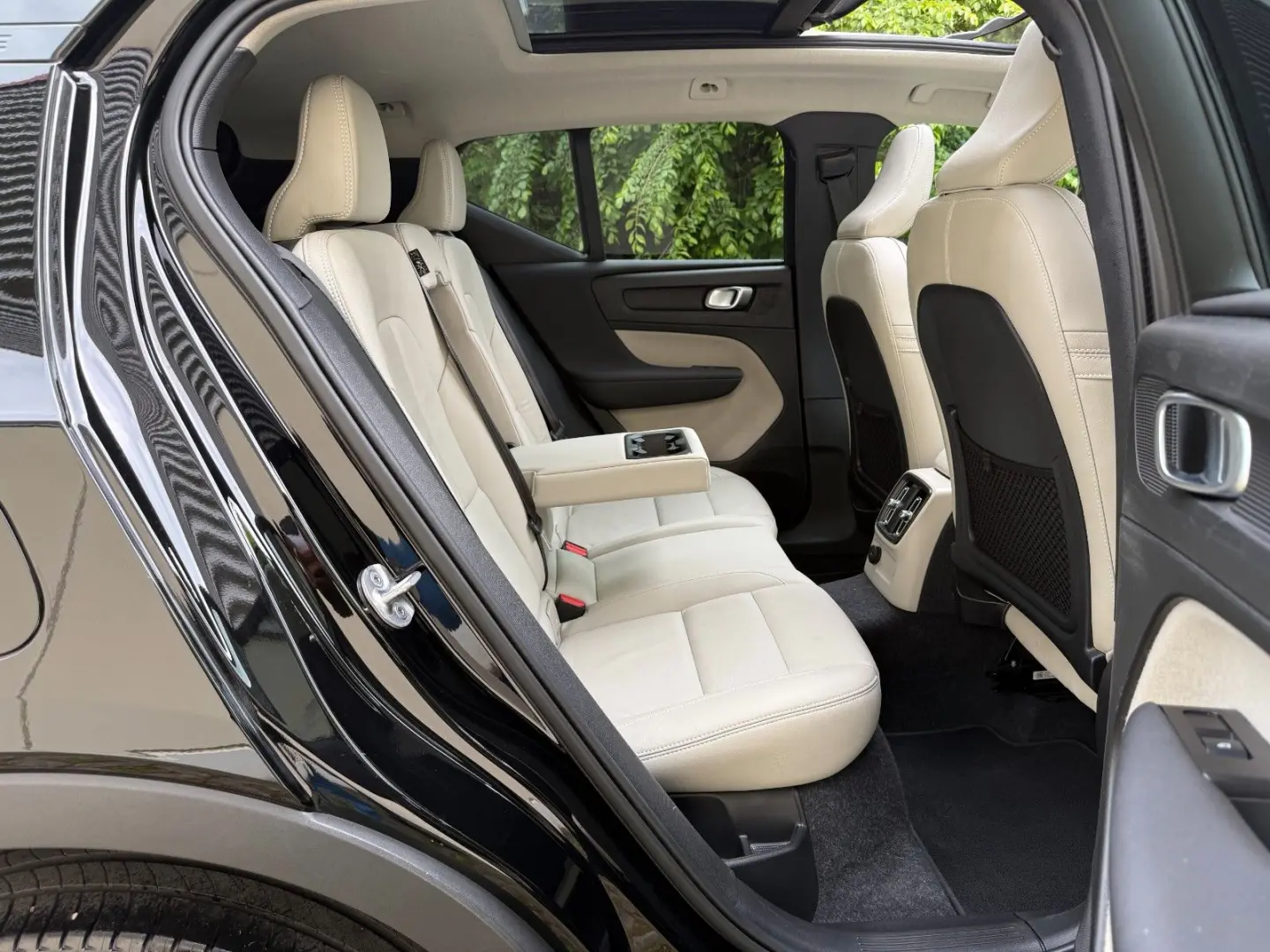 XC 40 T4 Inscription Plug-In-Hy Kam Leder Pano
