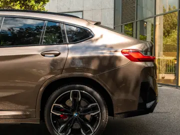BMW X4 M40d
