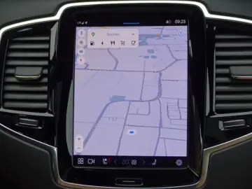 XC90 T8 Ultimate Dark Plug-In AHK Luftfw ACC HUD
