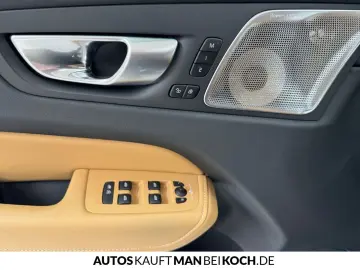 XC60 T8 Plug-In AWD Ultimate Dark HIGH-END