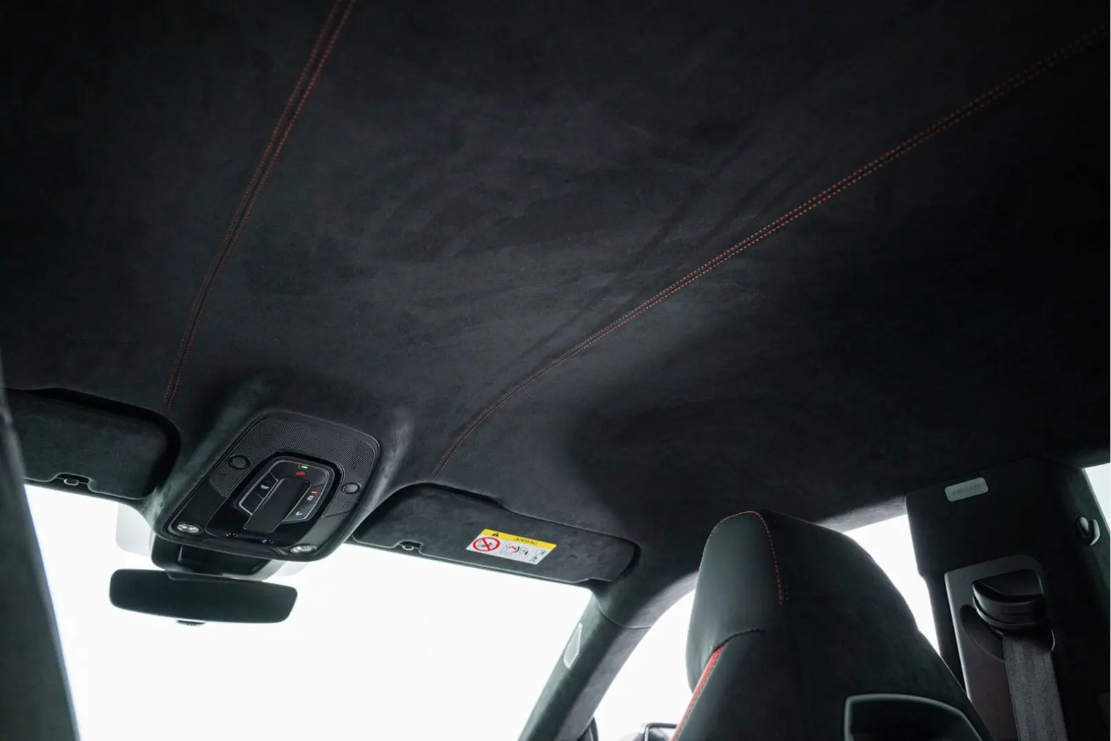 Urus Performante | MY23 | Carbon Roof