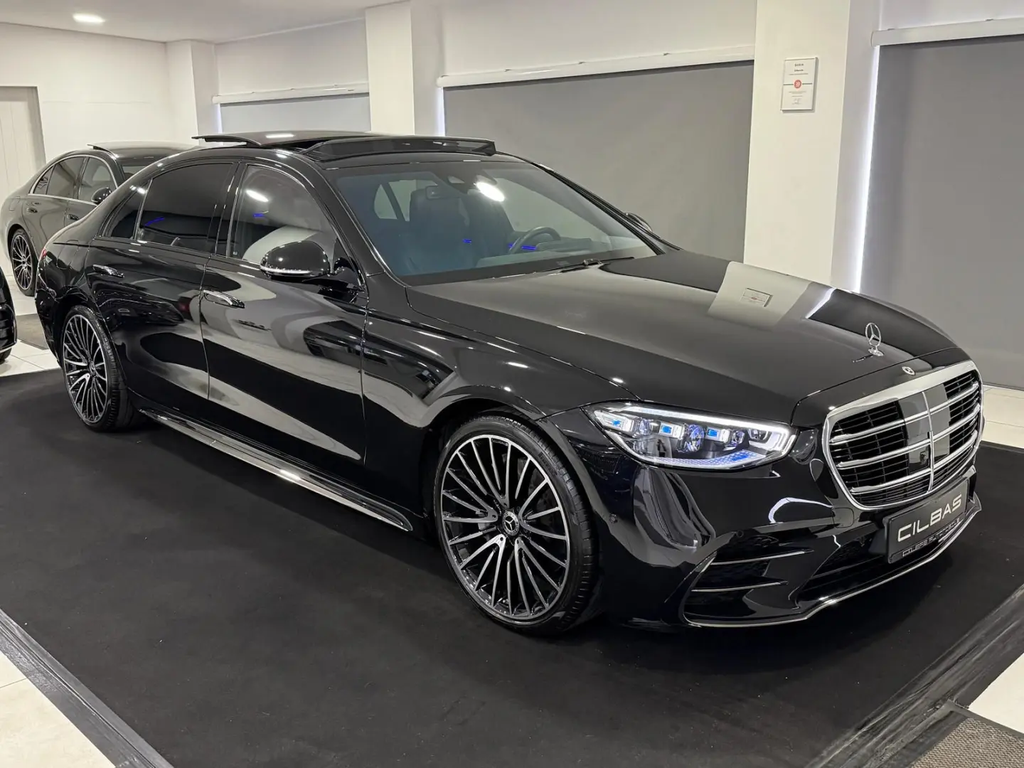 S 500 Lang AMG-Line 4M*PANO*360*MASSAGE*HUD*3D*