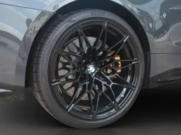 M4 Coupé | M Race Track | Individual | Carbon |