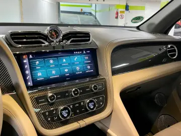 BENTAYGA V8 S CARBON NAIM MASSAGE PANO FULL!