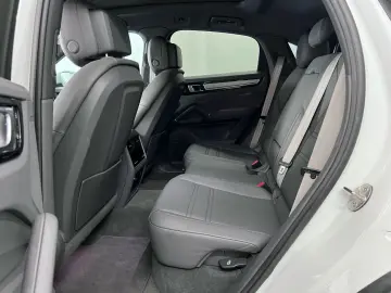 Cayenne Coupe E-Hybrid Platinum Edition/PANO/K:G