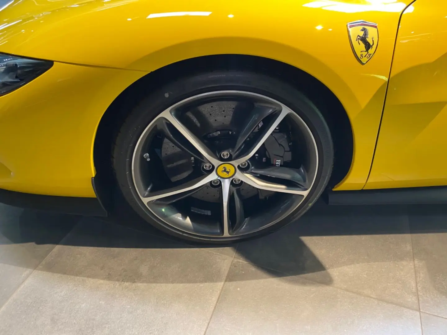 296 GTB  Giallo Daytona Kamr. Lift AFS NEW!