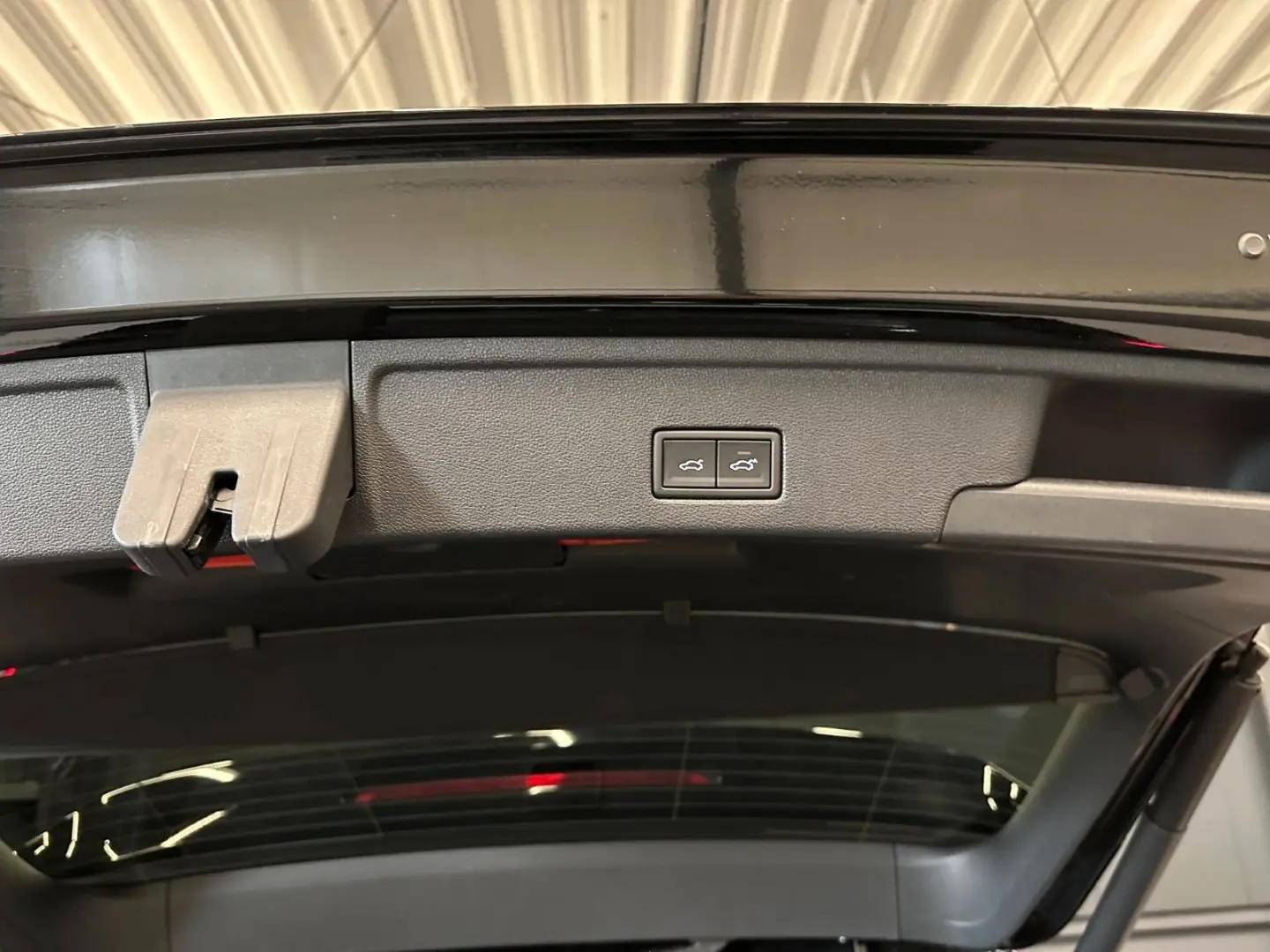 Touareg R-Line 4Mot.*NP:113.210EUR*Nachtsicht*