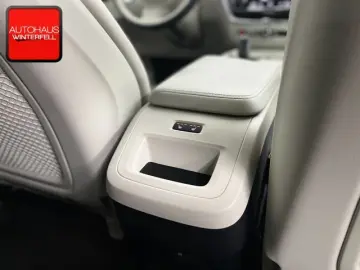 XC60 B5 AWD PRO AHK+STANDHEIZUNG+MEMORY+KAMERA+