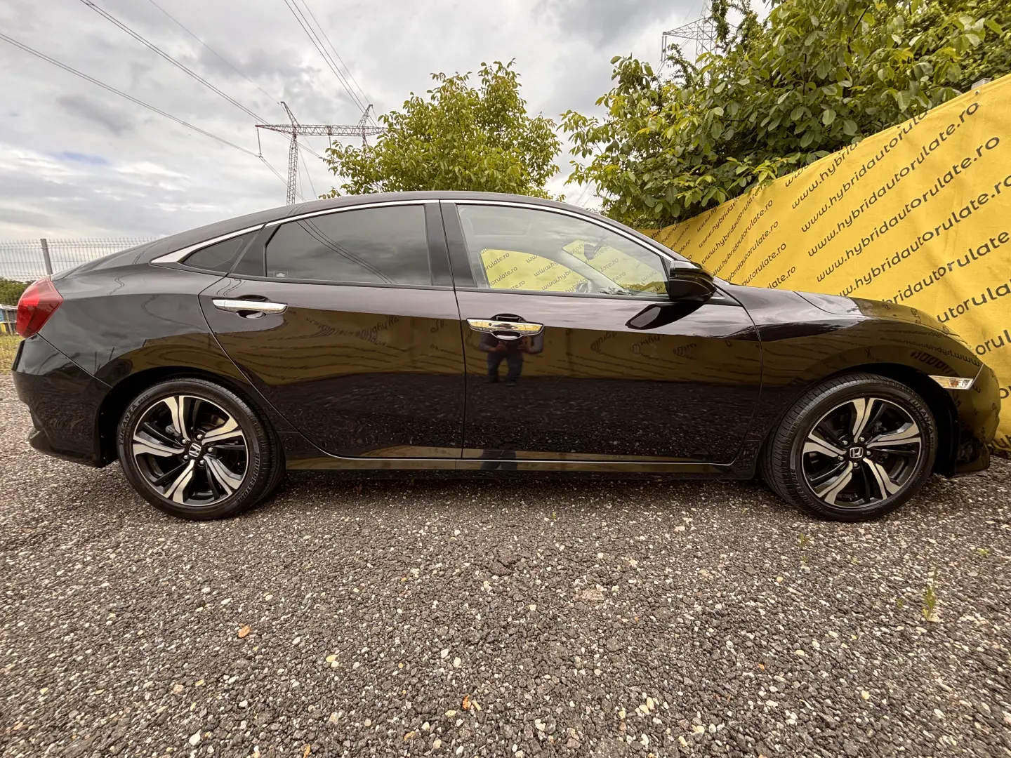 HONDA CIVIC SEDAN EXECUTIVE 1.5 BENZINA 182 CP