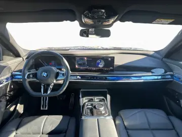 740d xDr. M Sport StHz AHK PAPro DAPro MultiSitz