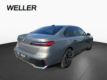 740d xDrive M Sport B&W HUD 360° SKY StHz