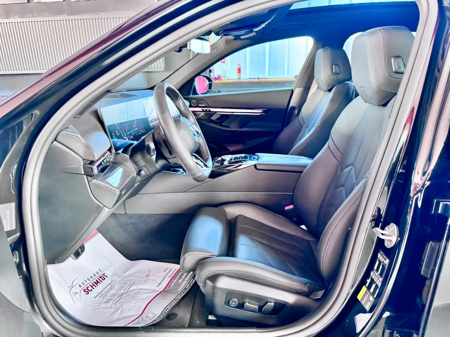 550e xDrive M Sport Pro Pano IconicGlow ACC 360°