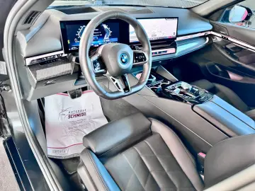 550e xDrive M Sport Pro Pano IconicGlow ACC 360°