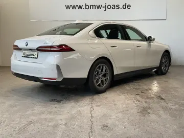 520i HK HiFi Sitzbelüftung AHK Lenkradheizung
