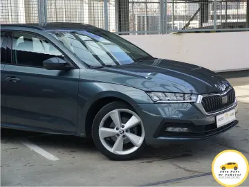 Skoda Octavia Style 2.0 TDI DSG  ACC  senzori  LED