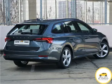 Skoda Octavia Style 2.0 TDI DSG  ACC  senzori  LED