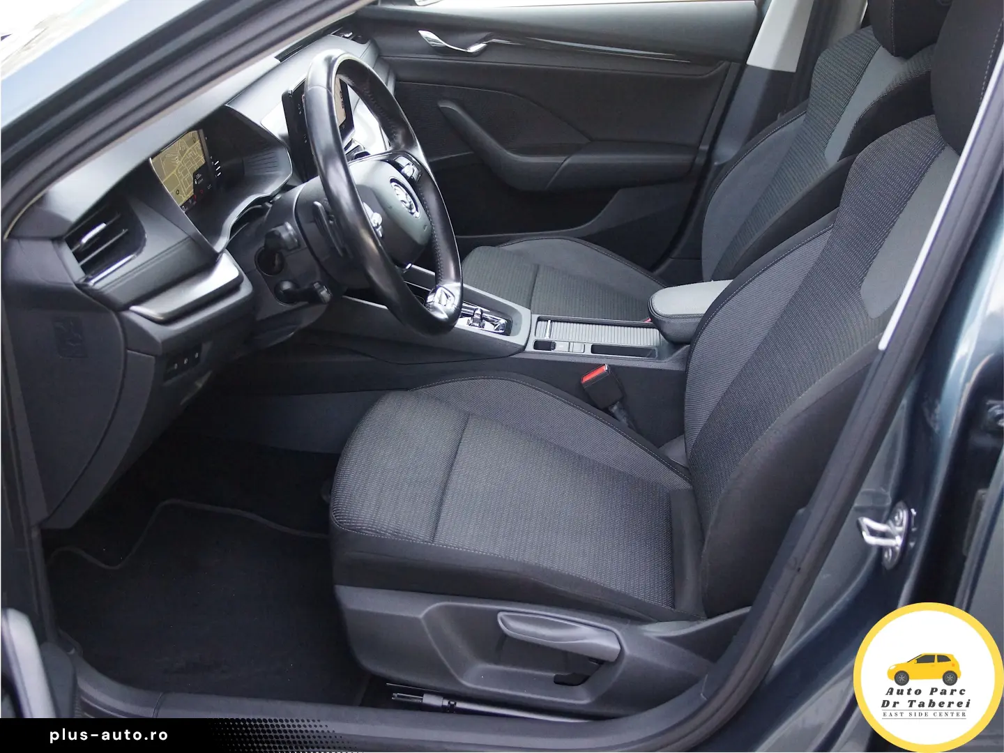 Skoda Octavia Style 2.0 TDI DSG  ACC  senzori  LED