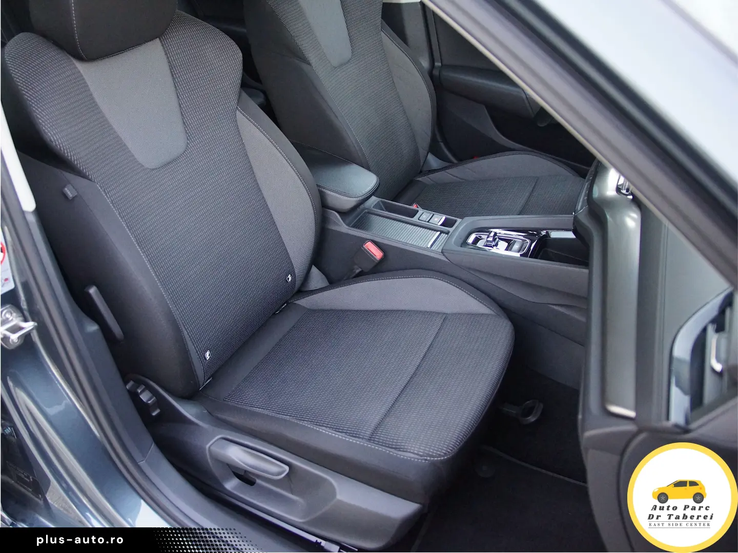 Skoda Octavia Style 2.0 TDI DSG  ACC  senzori  LED