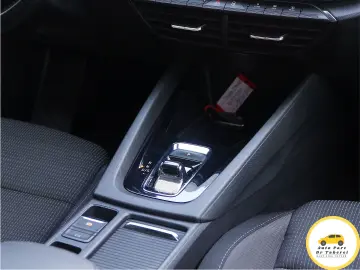 Skoda Octavia Style 2.0 TDI DSG  ACC  senzori  LED