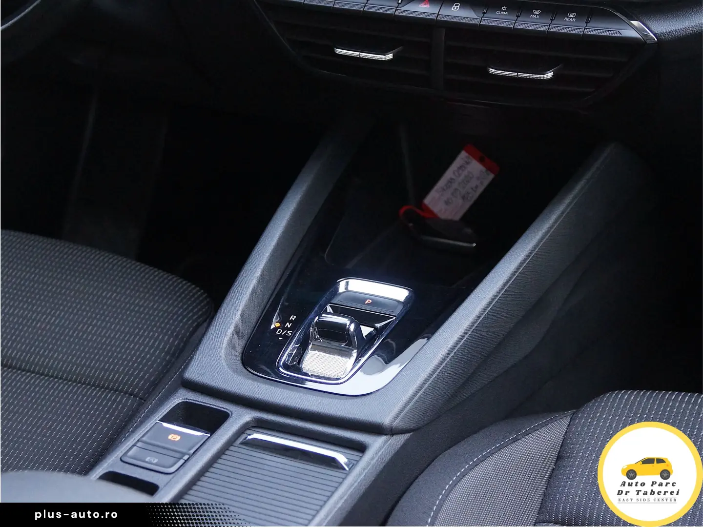 Skoda Octavia Style 2.0 TDI DSG  ACC  senzori  LED