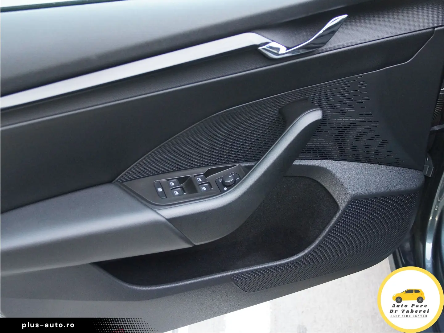 Skoda Octavia Style 2.0 TDI DSG  ACC  senzori  LED