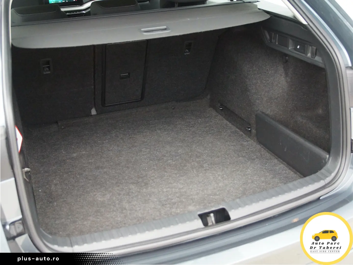 Skoda Octavia Style 2.0 TDI DSG  ACC  senzori  LED