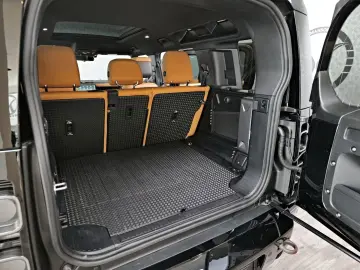 Defender 110 V8 P525