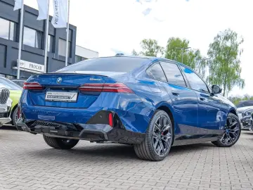 550e xDrive M Sport HUD PANO ACC AHK 360°KAM LM